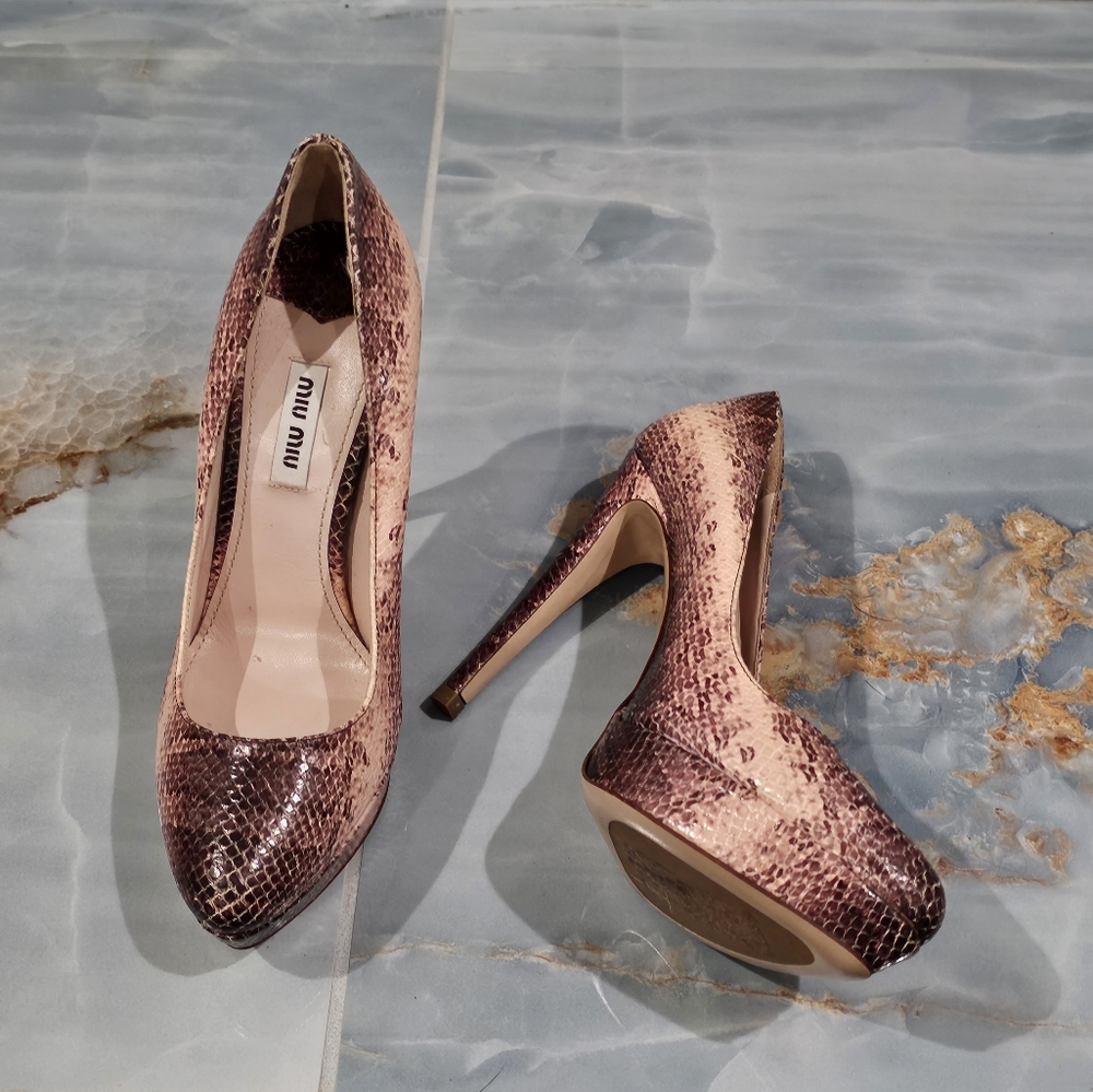 Miu Miu Rose Pink Python Platform - Picture 10 of 17